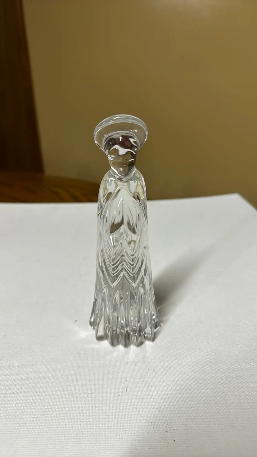 Gorham Crystal Nativity Angel Germany missing her wings 6.5” tall