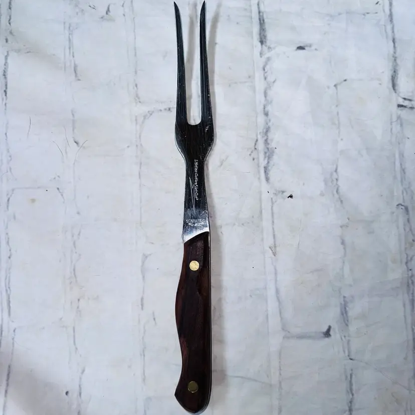 Vintage Jet-Cut Lifetime Cutlery D-400 2 Pronged Stainless Carving Serving Fork