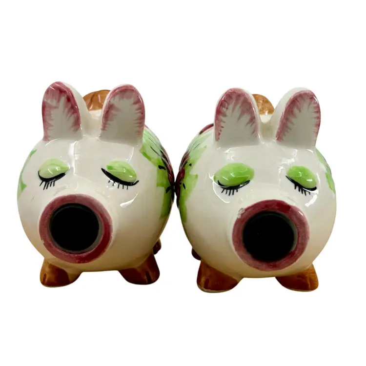 VTG Kissing Pigs Magnetic Chadwick Salt and Pepper Shakers Japan w/stoppers Pink-Green Floral READ
3” T x 2.75”L x 2” W -Together 5.75” L