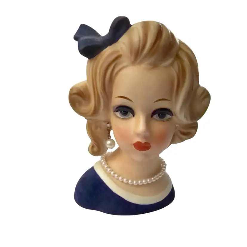 Vintage Napcoware Lady Head Vase 5.25” *read