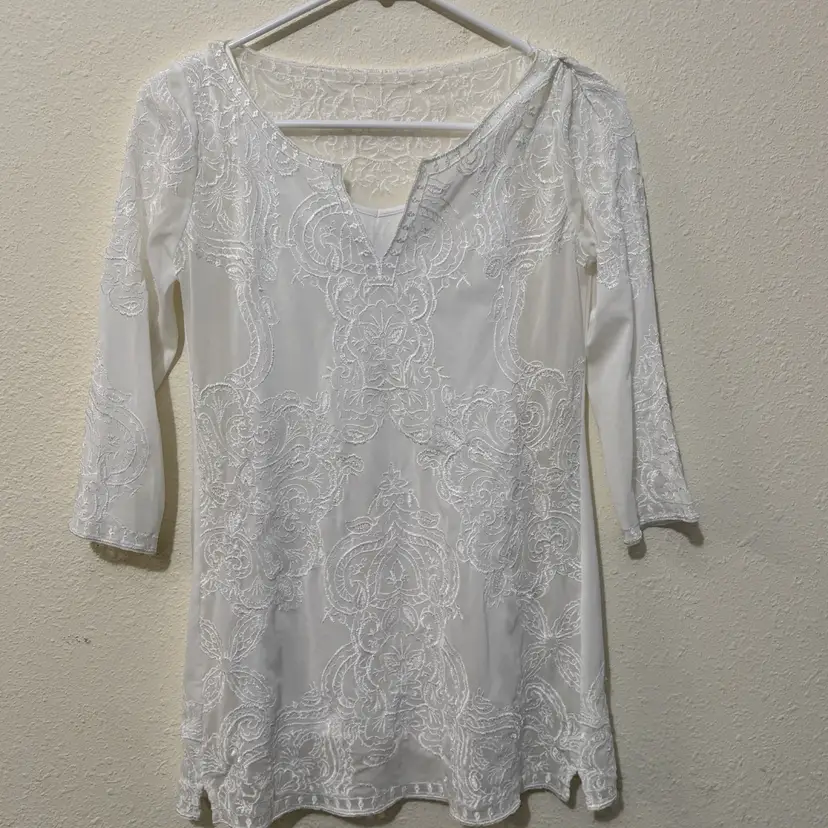 White Lace Top White House Black Market