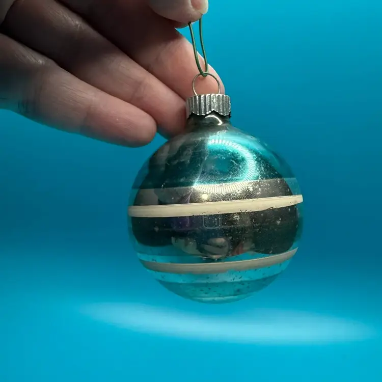 VTG Shiny Brite Mercury Glass Striped Ornaments Silver White & Blue