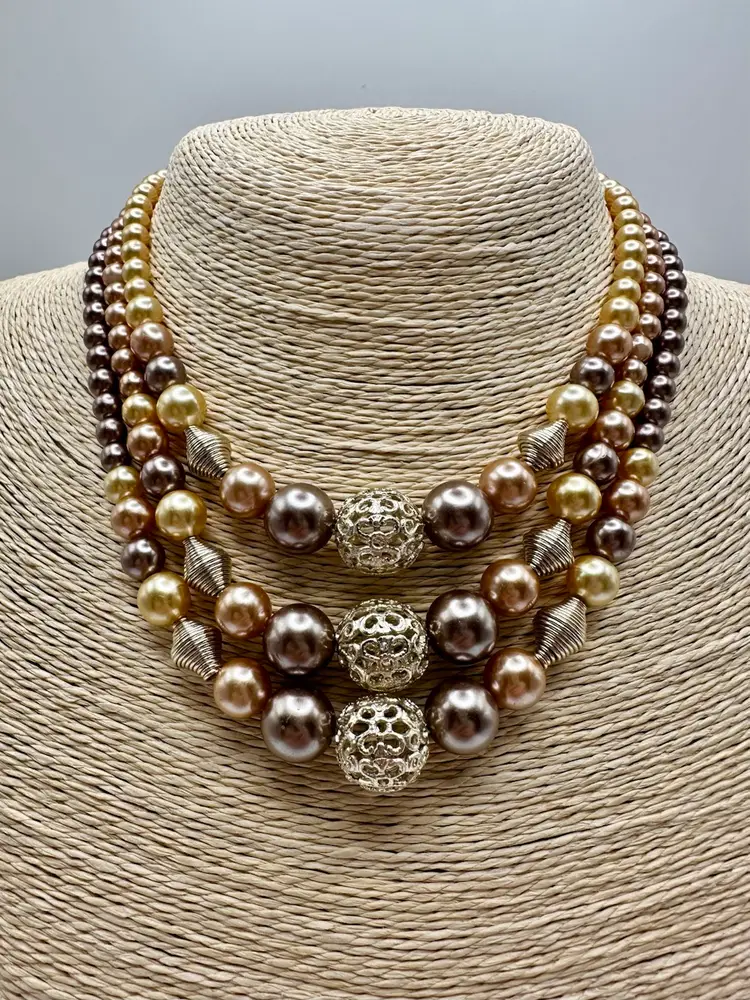 Vintage Japan Faux Pearl Necklace