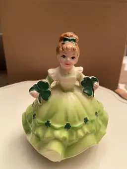 1990 Left on Irish Shamrock Girl Music Box