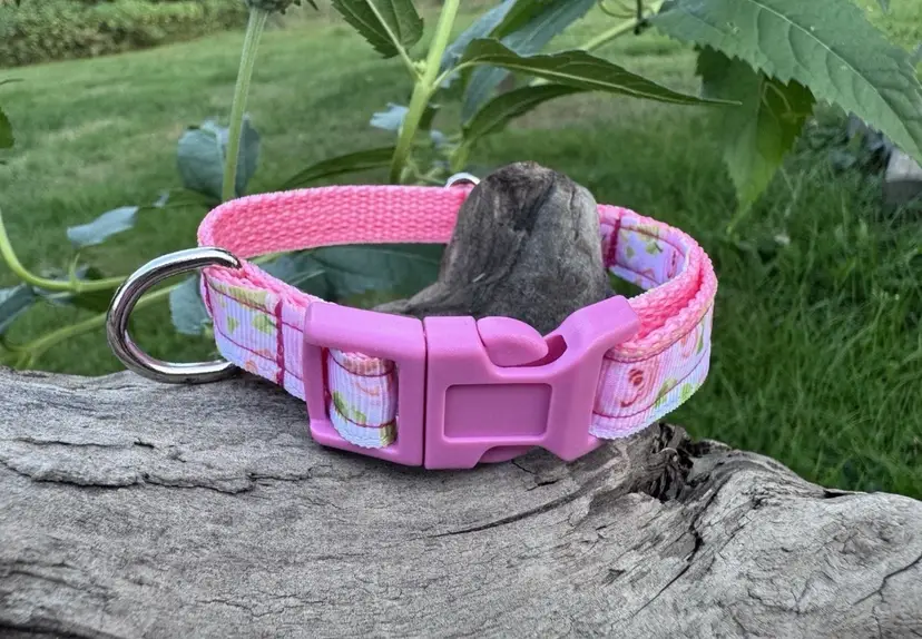 Dog/Cat/Puppy Heavy Duty Collar Pink With Flowers Roses Small Handmade NEW