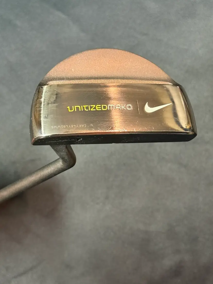 NIKE UntizedMAKO Putter