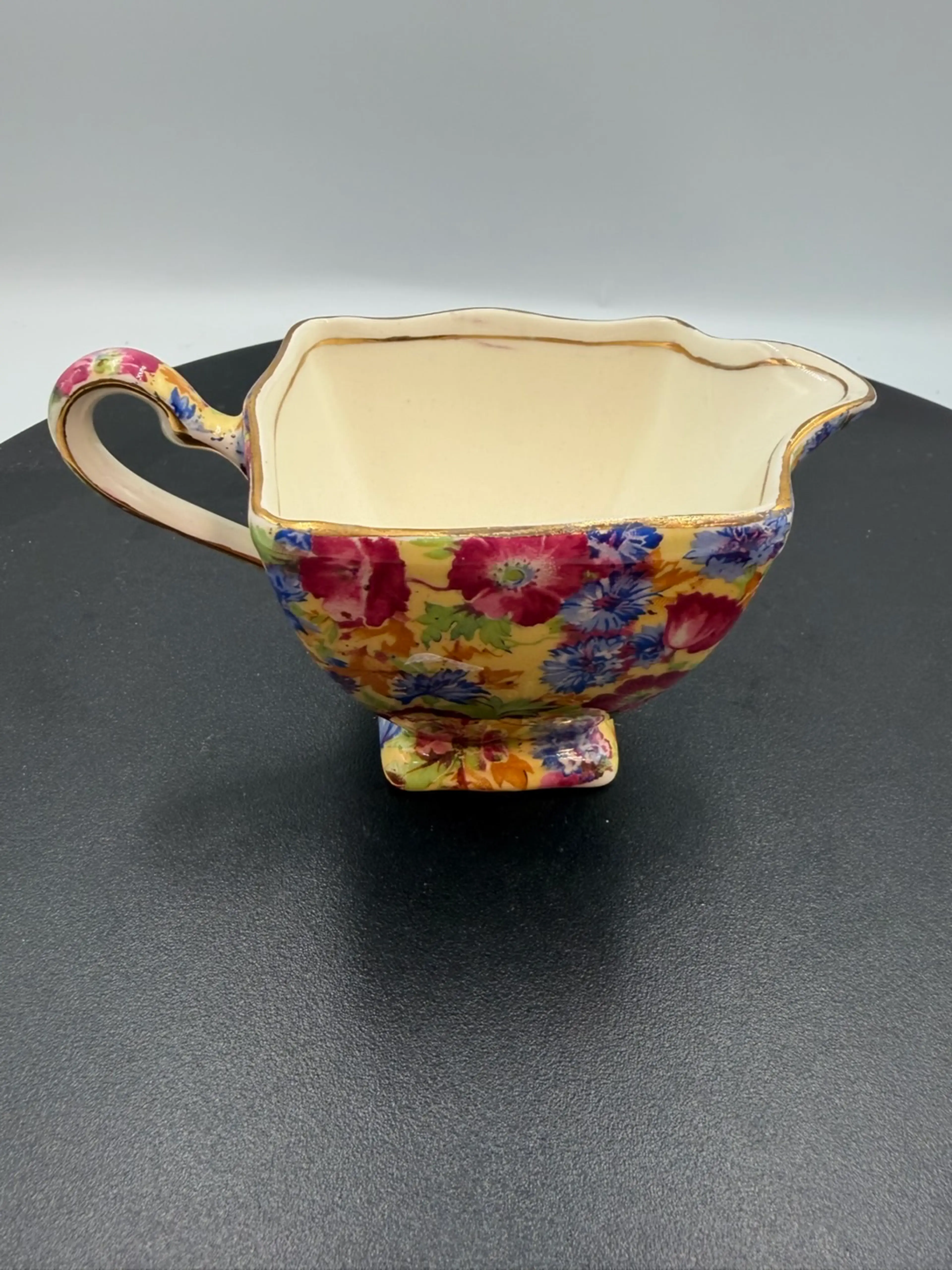 Image 1 of 7