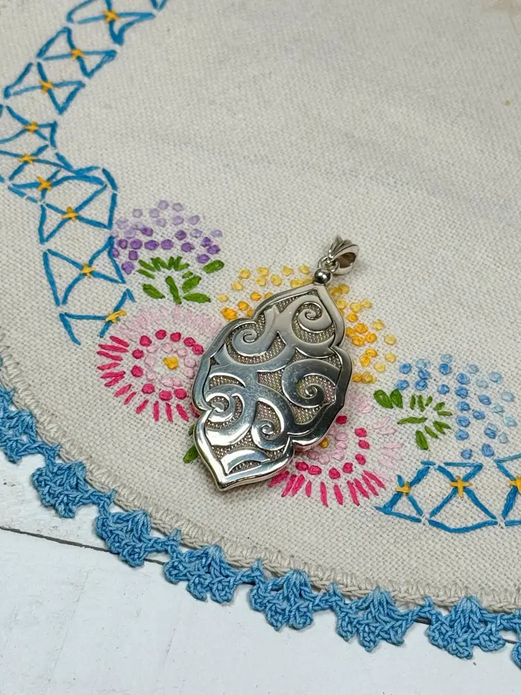 Brighton Andaluz Pendant