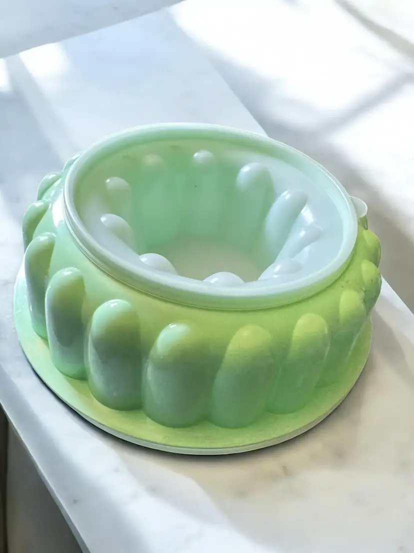 Vintage 70s Green Jello Mold