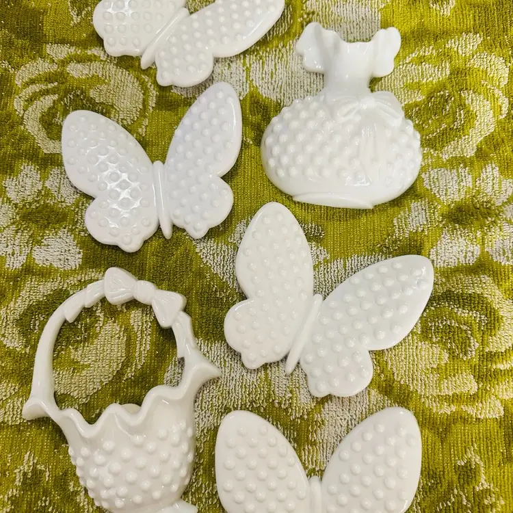 Burrwood Butterflies & Baskets Wall Hangings