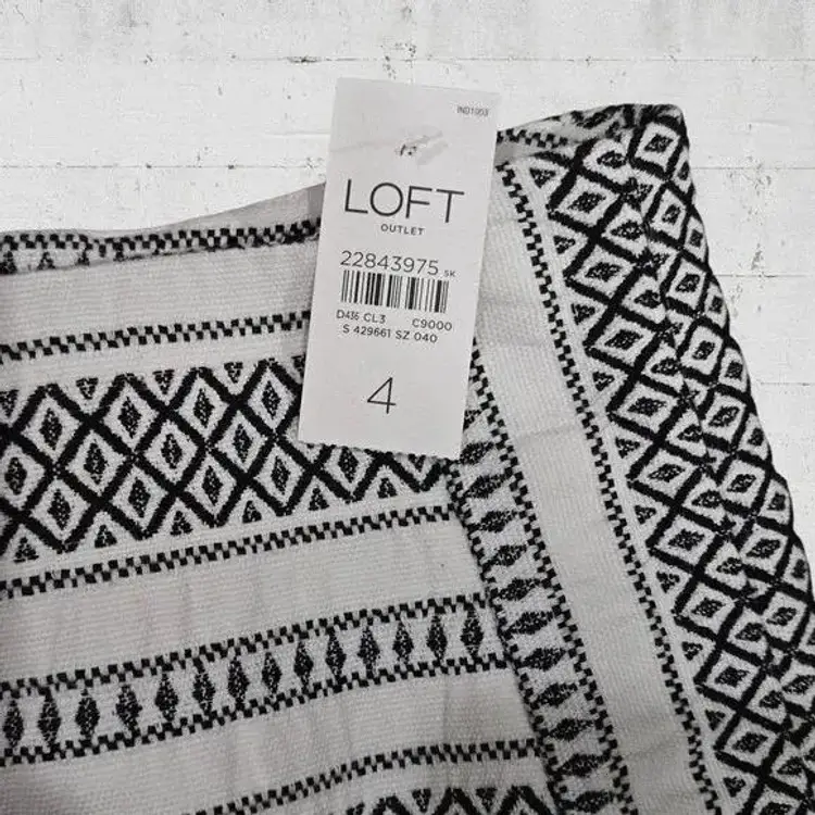 LOFT White Black Boho Aztec Textured Lined Bodycon Women's Midi Skirt Size 4