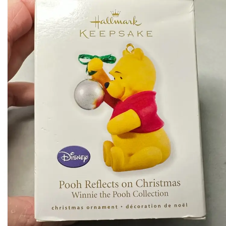 131. Hallmark Disney Pooh Reflects On Christmas