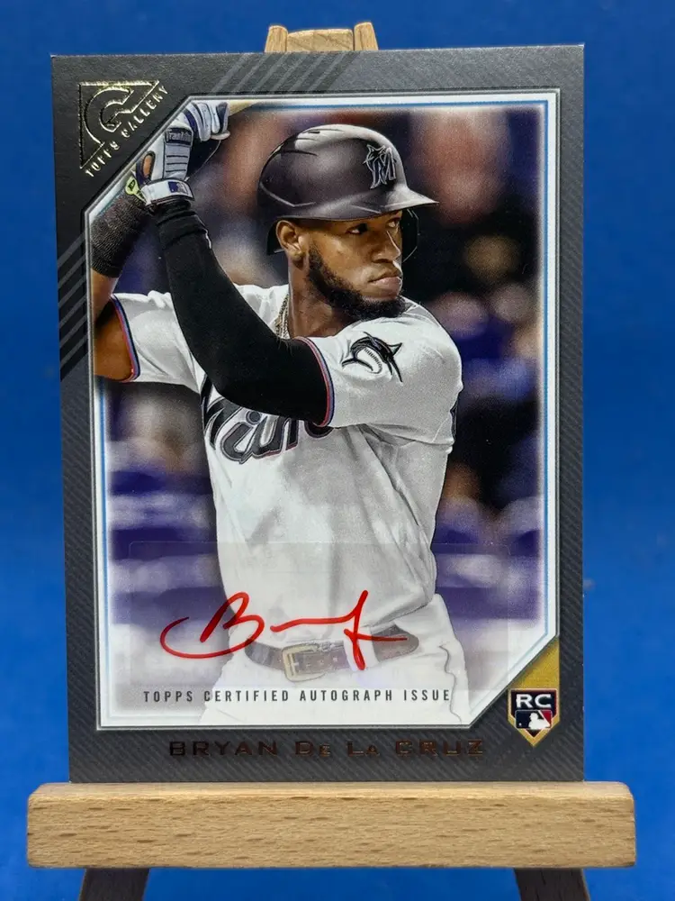 2022 Topps Gallery Bryan De La Cruz RC Red Ink Auto Miami Marlins A81
