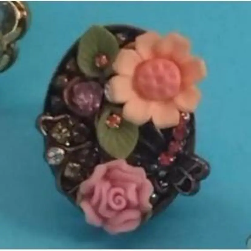 Vintage Garden Themed Ring with Rhinestones, Butterfly, Dragonfly And Flowers, On An Adjustable Band