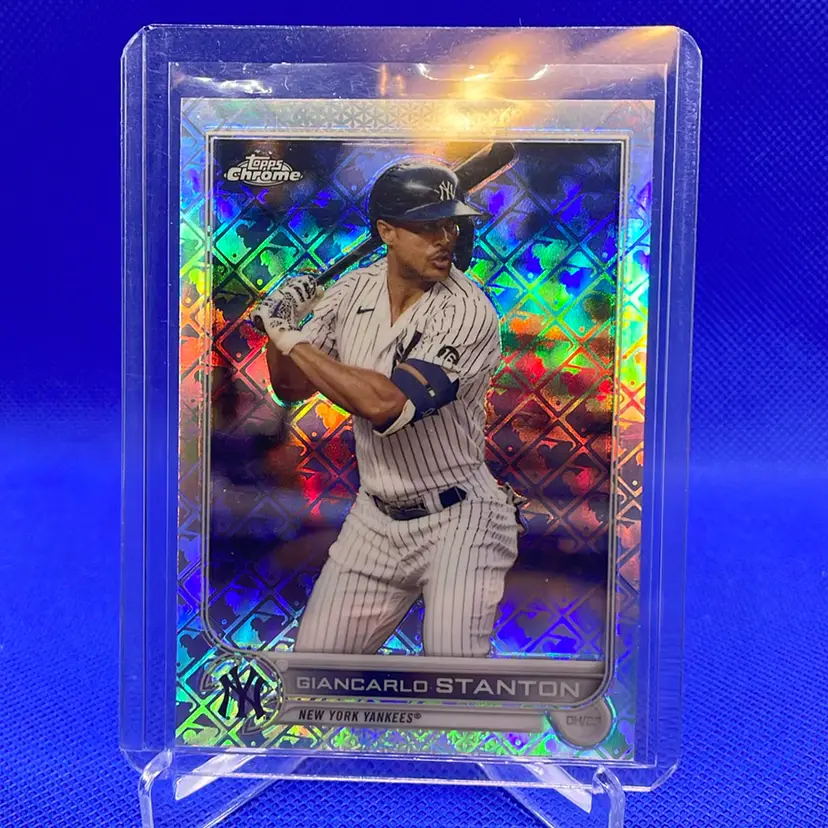 2022 Topps Logofractor Giancarlo Stanton New York Yankees