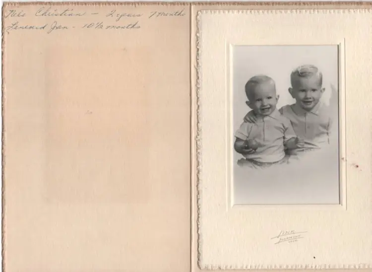 5 Vintage Photographs Of Same Boy At Different Ages Follow The Timeline