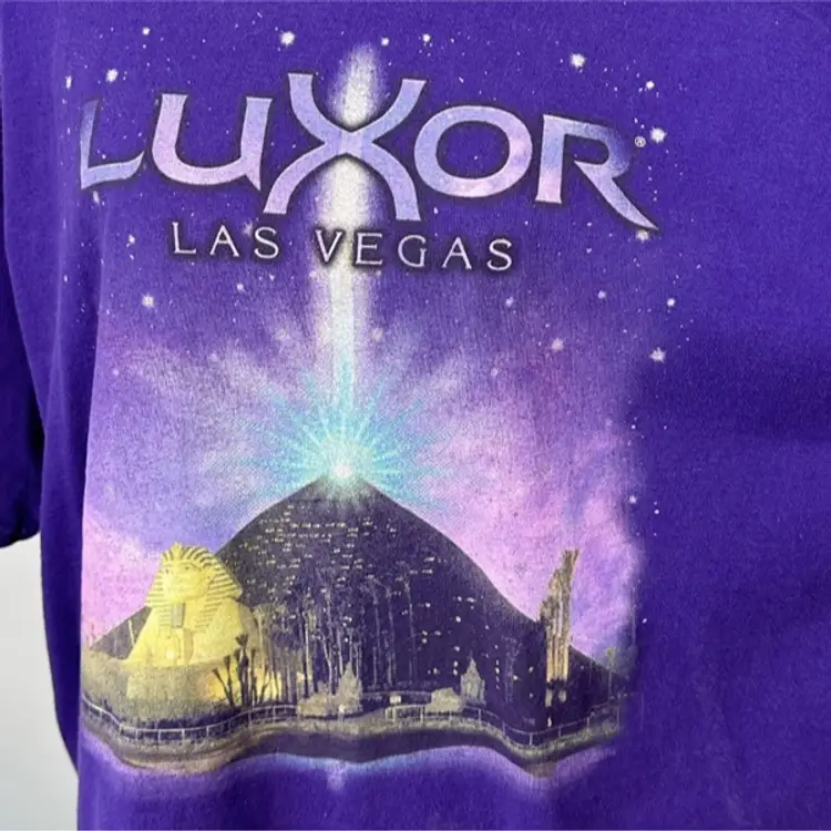VINTAGE LUXOR HOTEL LAS VEGAS SHIRT MENS 2XL XXL NEVADA SPHINX PYRAMID SPARKLES