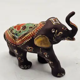 Porcelain elephant Figurine Vintage Japan miniature