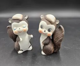 #TR21 Ceramic Skunk Figurine Set of 2