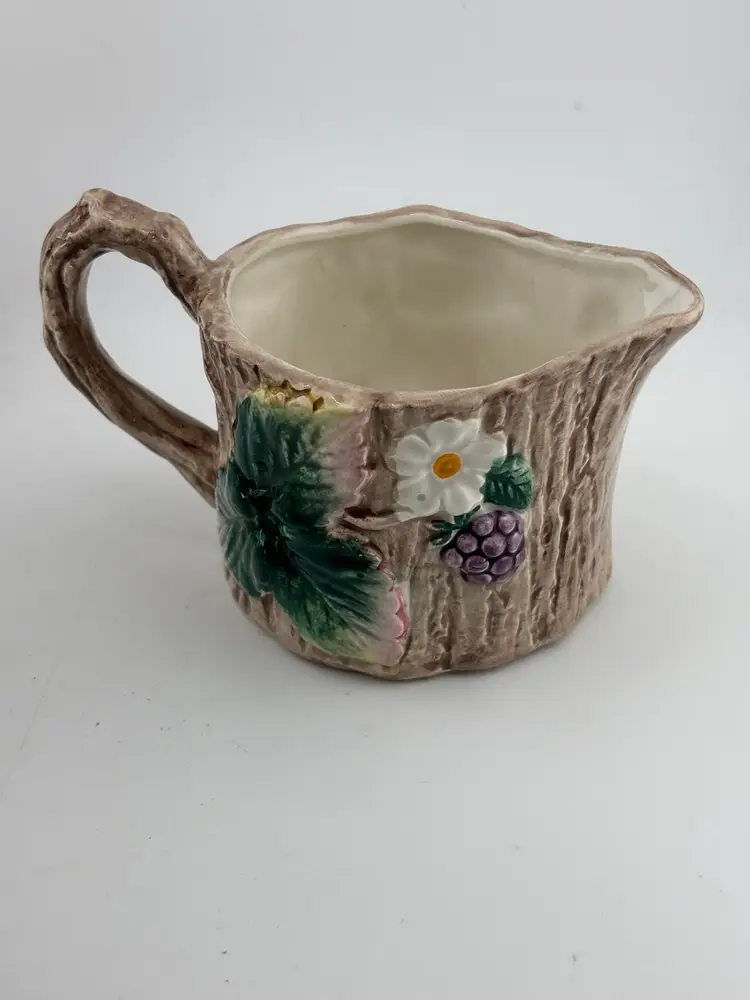 1990 Fitz & Floyd “TallyHo” Purple Berry Leaves Woodland Creamer