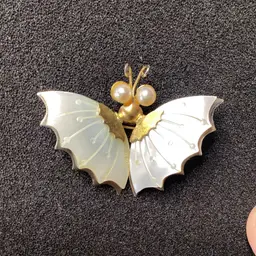 Vintage 1980s Butterfly Brooch Iridescent Mother Of Pearl Wings