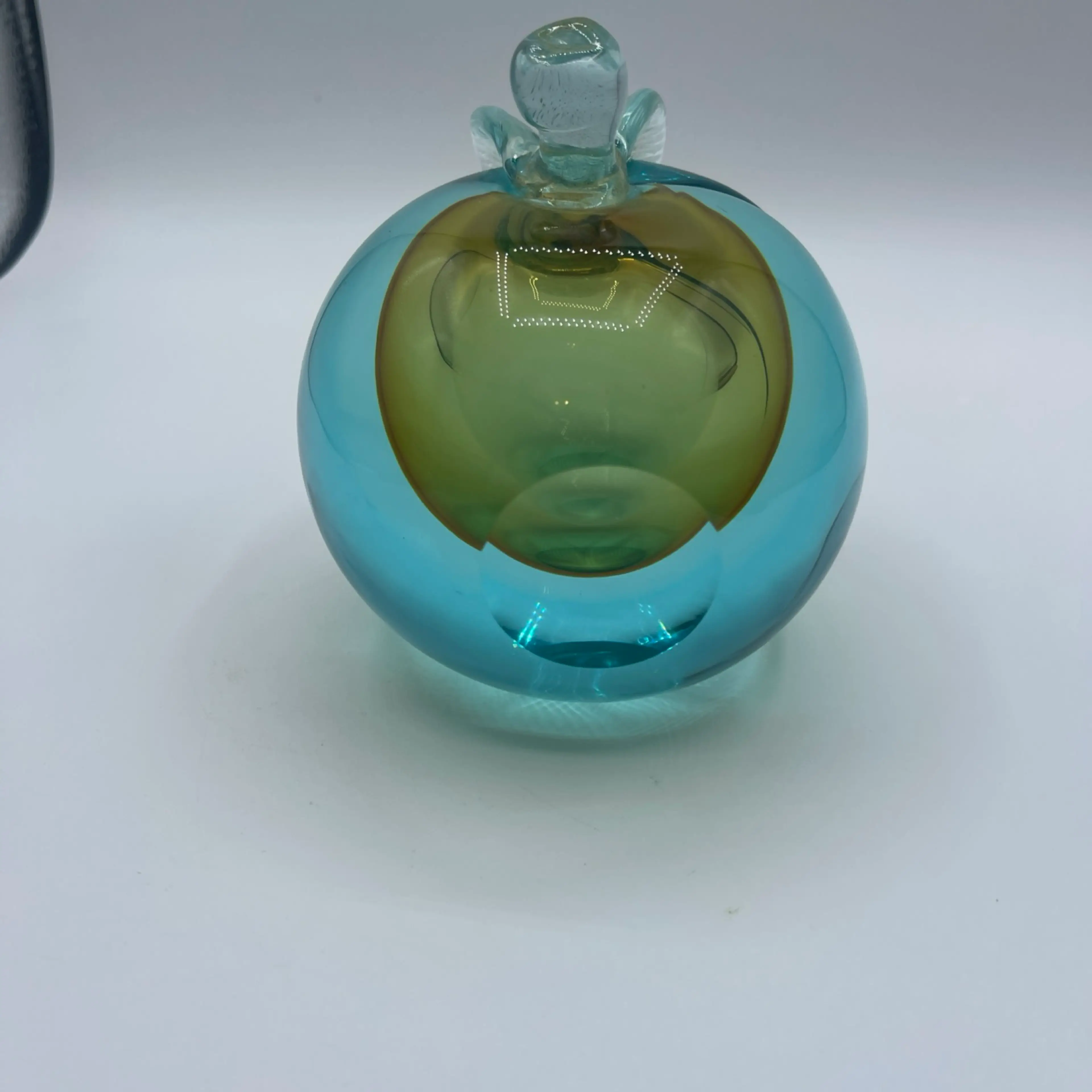 Image 2 of 12