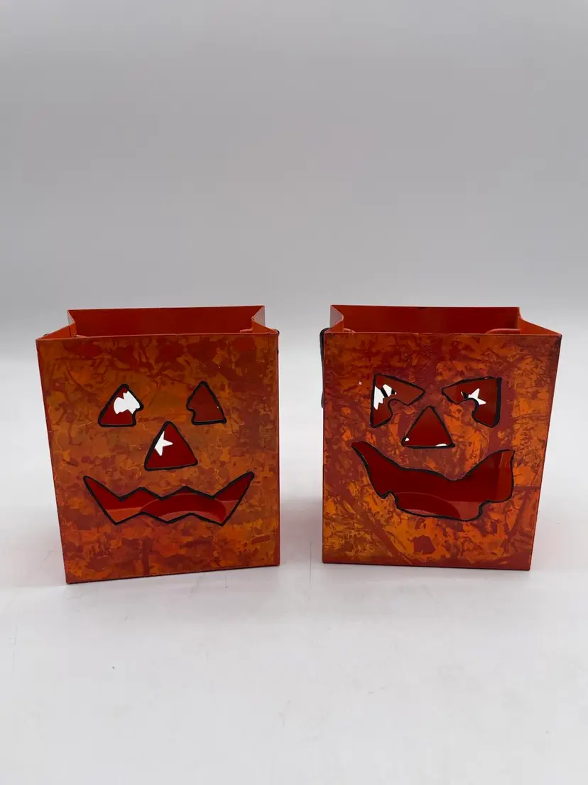 Set Of 2 Metal Table Luminaries Or Jack-o-lantern Tea Light Candle Holders