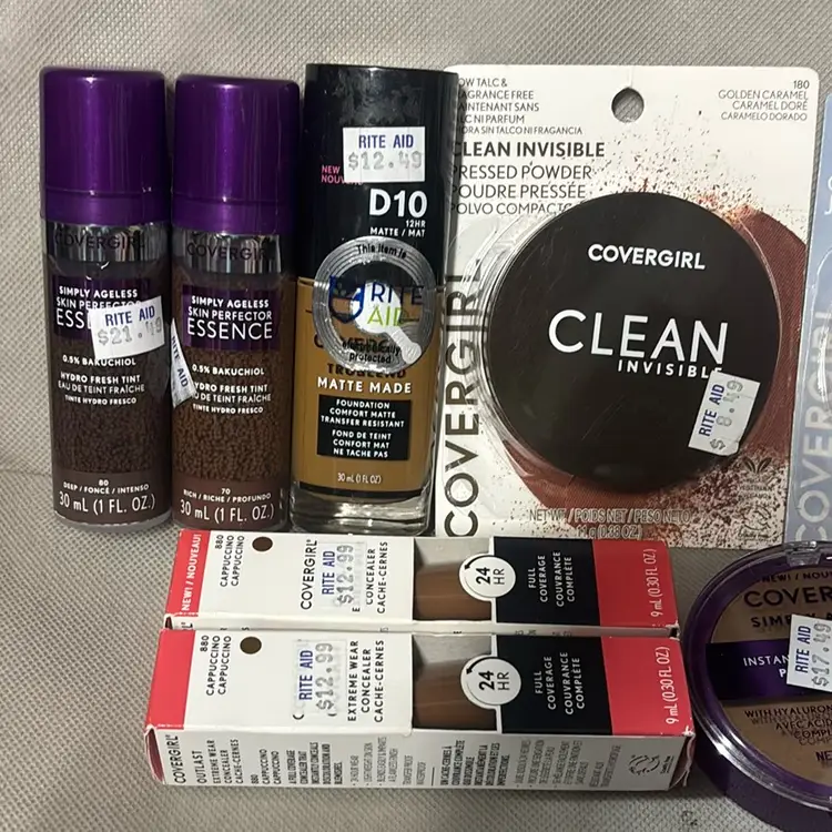Covergirl Makeup Lot - 10 New Pieces