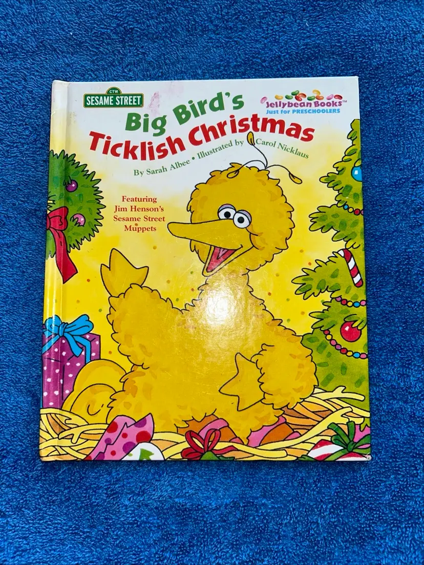 Little Golden Book- Big Bird’s Ticklish Christmas. Vintage Book 1997