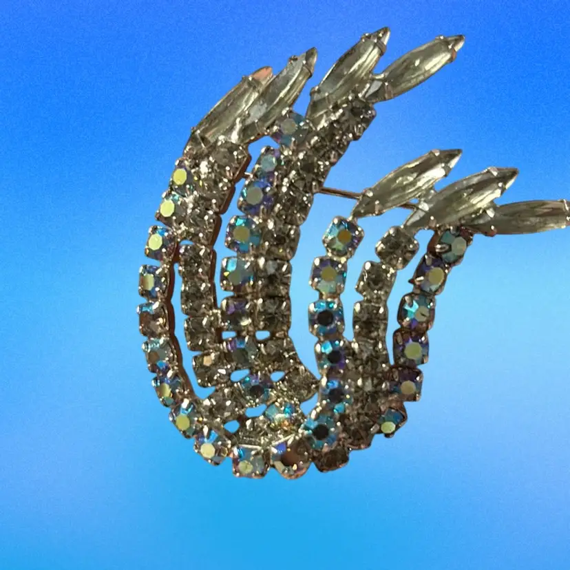 #01 Vintage Blue Rhinestone  Swirl Brooch