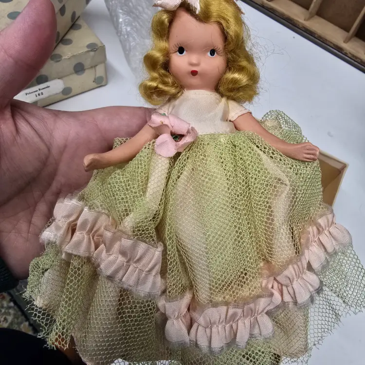 Pretty Vintage Nancy Ann Storybook Doll Seasons Series Spring.