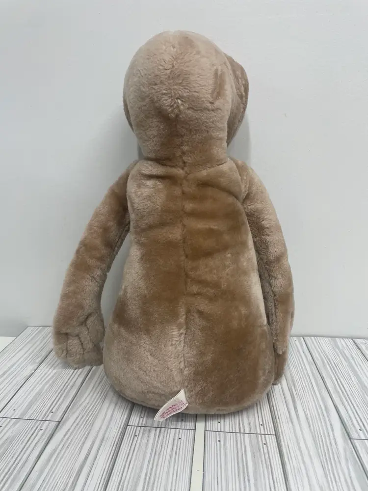 ET Plush Vintage Kamar Made By Hand In Korea 17”