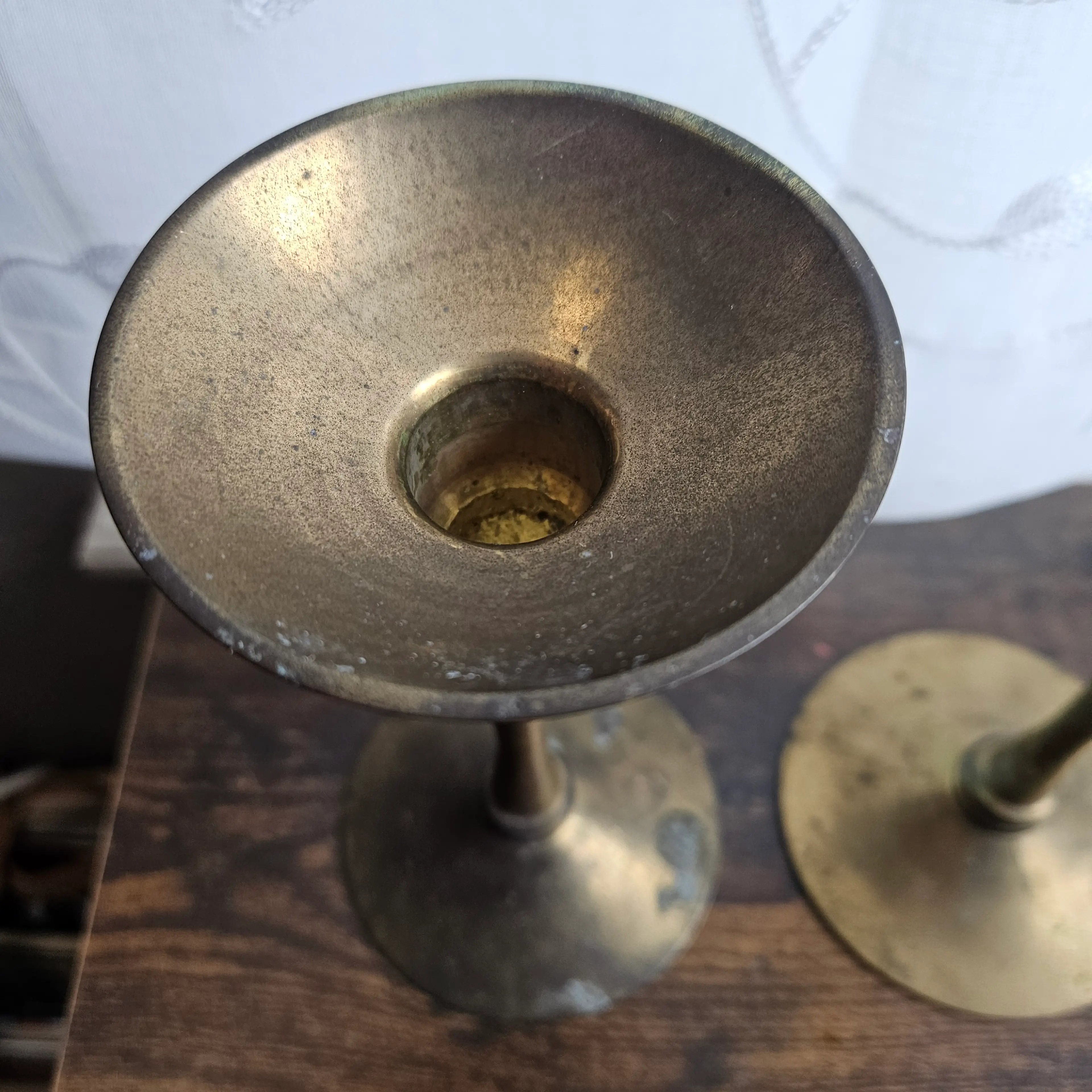 Image 2 of 7