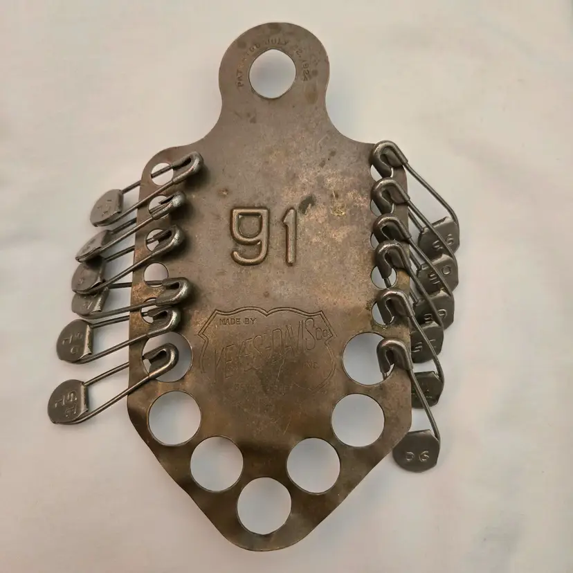 Military Laundry Tag Holder with Metal Laundry Tags #91 Keyes-Davis Antique 6⅝" long