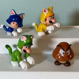 Super Mario Figures