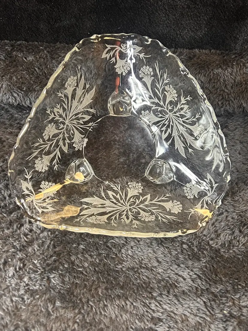 Vintage Fostoria 3 Toed Tri Corner Etched Heather Pattern Glass Dish