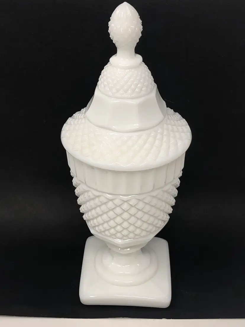 English Hobnail Westmoreland Milk Glass Lidded Candy Dish