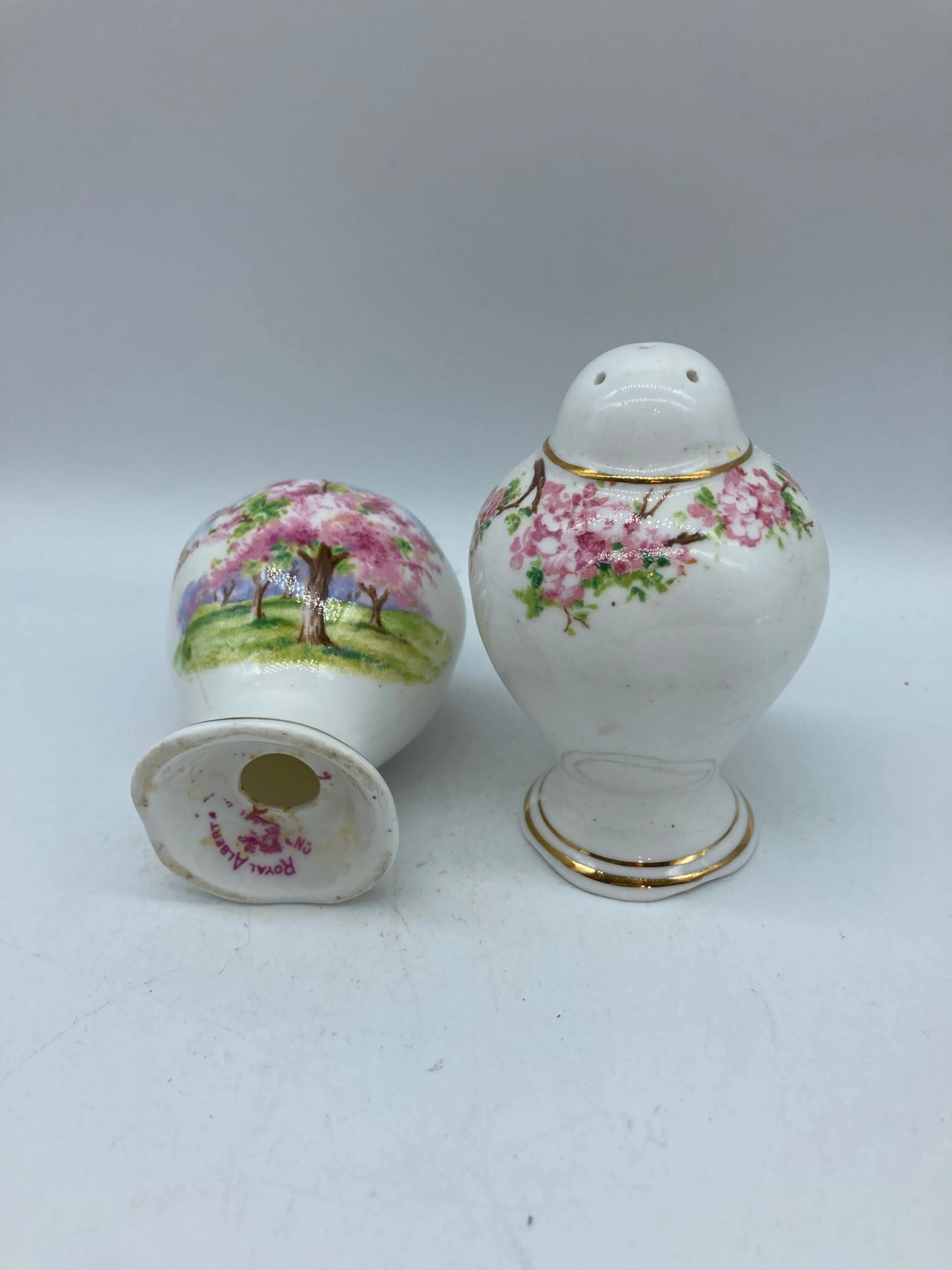 Image 2 of 2
