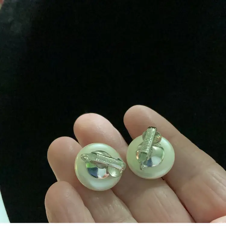 Vintage Sarah Coventry Faux Pearl Button Clip Earrings.