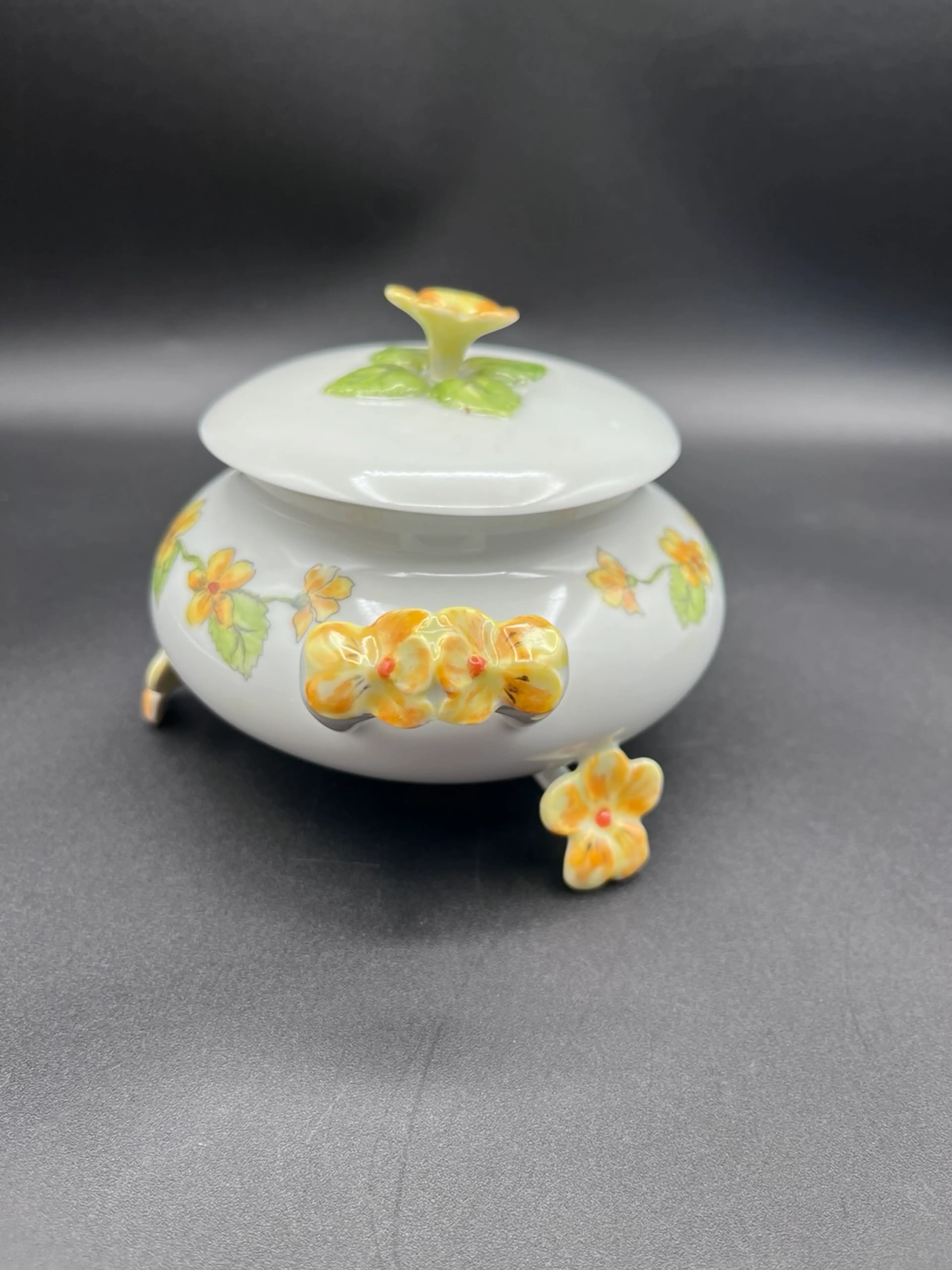 Image 4 of 12