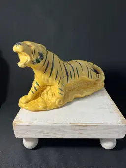 VTG Ceramic Tiger Planter