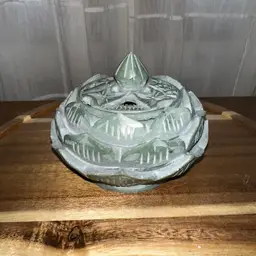 Niki-Vintage Hand-carved Lotus Incense Burner