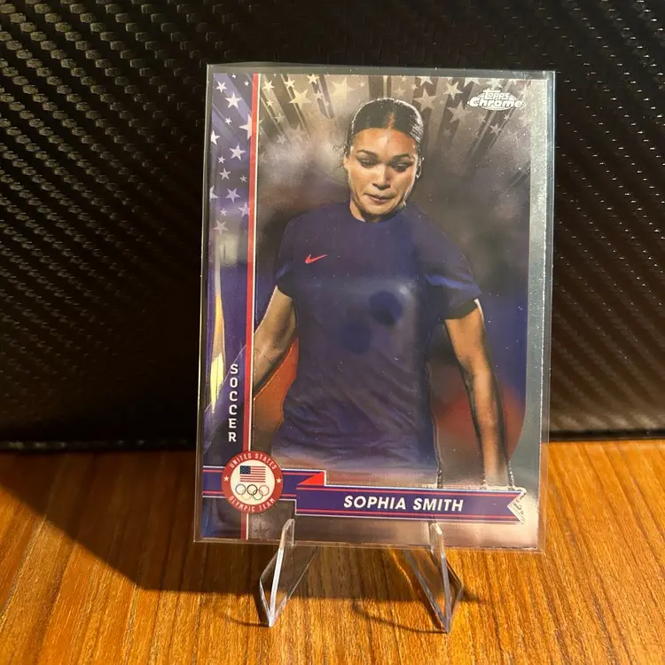 Sophia Smith (Wilson) 2024 Topps Chrome U.S. Olympic and Paralympic Hopefuls