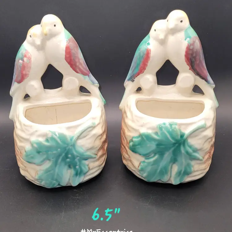 Vtg love bird pair of walk pocket planters ceramic