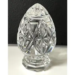 Bleikristall 24% Lead Crystal Cut Glass Footed Easter Egg Paperweight Germany 3 in