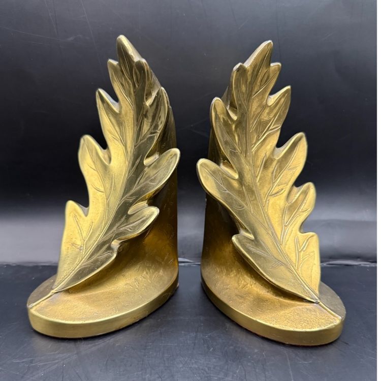 Pair Of Vintage Mid-century Philadelphia Manufacturing Company Brass Oak Leaf Bookends 6”