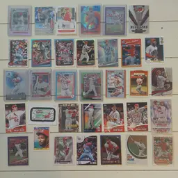 Lot of 162 St. Louis Cardinals cards. 2 autos, 1 jersey, 2 #'d, inserts, Rookies, parallels, +.