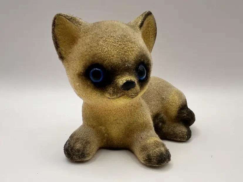 Darling Joseph Originals Flocked Siamese Cat Figurine w Label Vtg