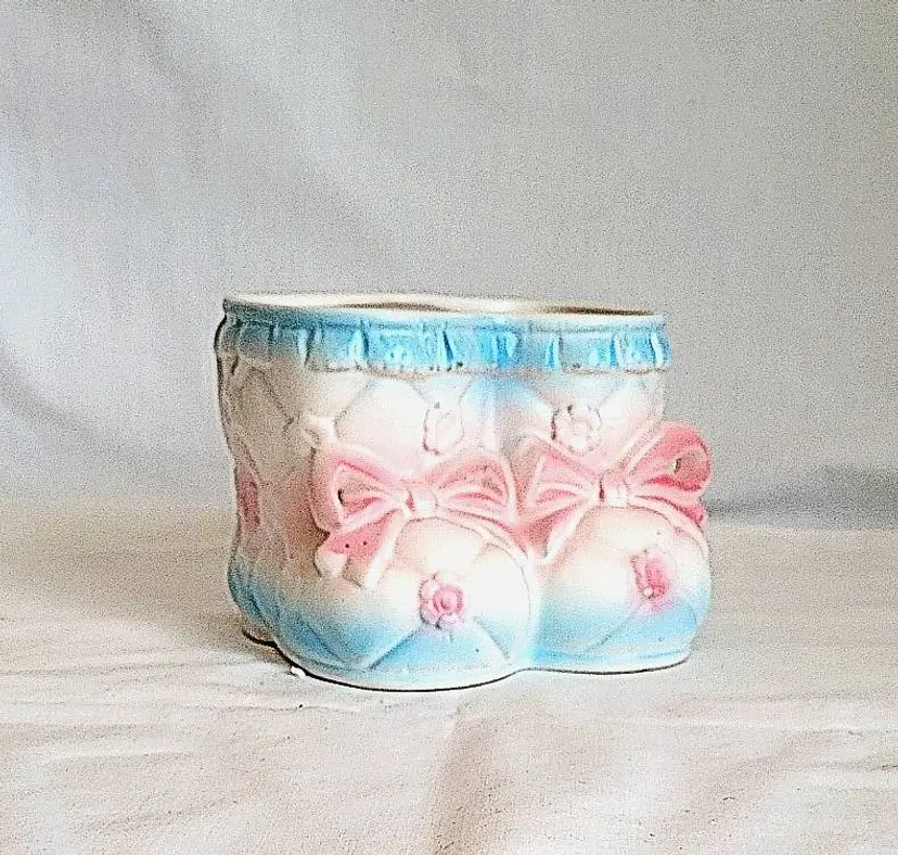 Vintage Inarco Baby Shoe Planter – Pink & Blue – E4570 Japan