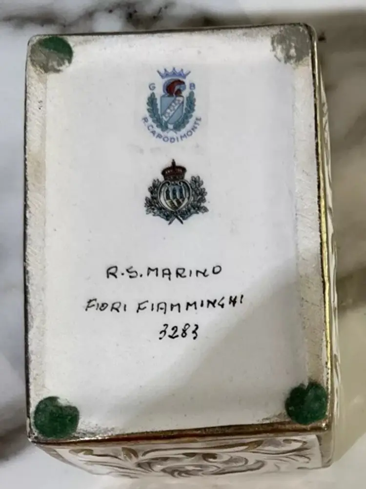 R. Carpodimonte R. S. Marino Vintage Italian Trinket Dish Gold Trim